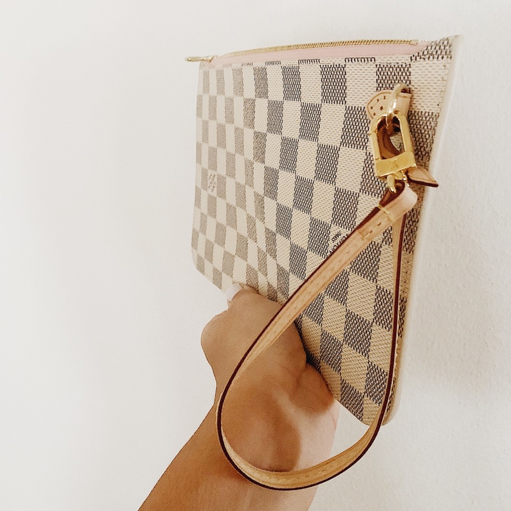Louis Vuitton Damier Azur Pouch - Picture 2 of 5